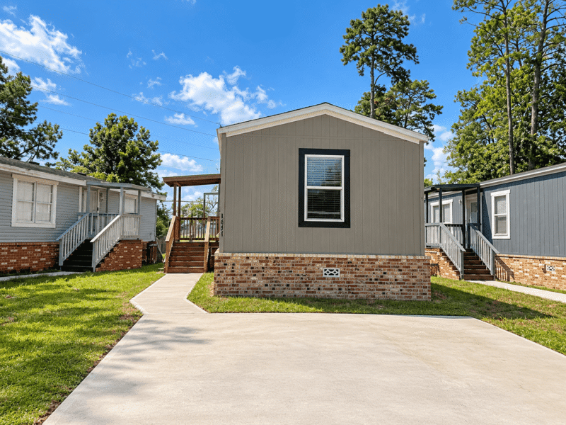 8007 Lazy Lane 2023 Jessup Atlantis