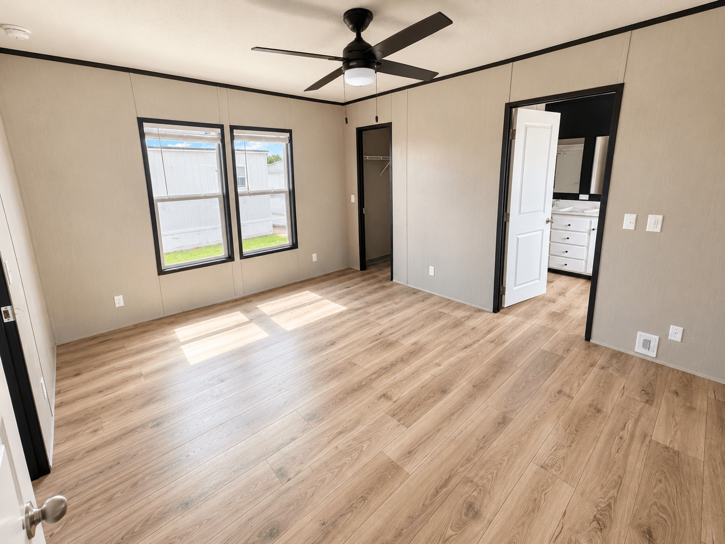Lot #151 2027 Clayton Resolution W